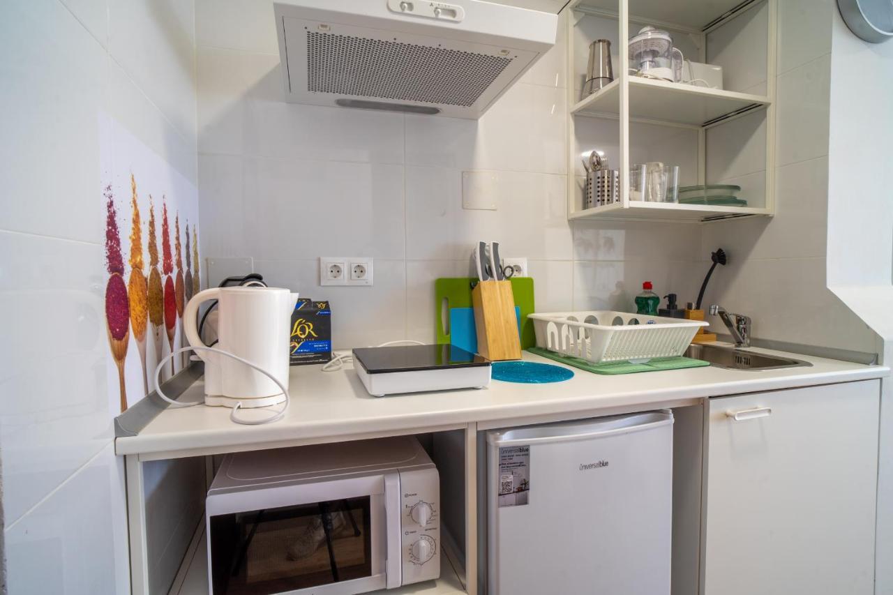 Apt. P/3 10' From The Beach W/Wifi In Torremolinos Eksteriør billede
